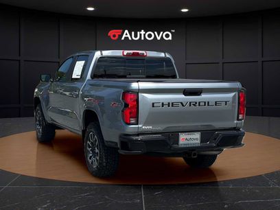 Used 2024 Chevrolet Colorado Z71 w/ Z71 Convenience Package 2