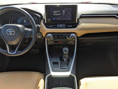 Used 2024 Toyota RAV4 XLE Premium image 17