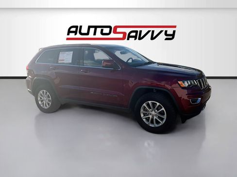 Used 2022 Jeep Grand Cherokee Laredo X AWD/4WD image 1