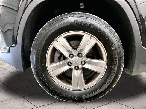 Used 2019 Chevrolet Trax LS w/ Tint and Cruise Package AWD/4WD image 9