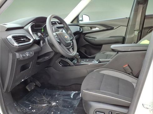Used 2023 Chevrolet TrailBlazer LT image 11