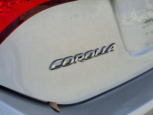 Used 2016 Toyota Corolla LE image 8