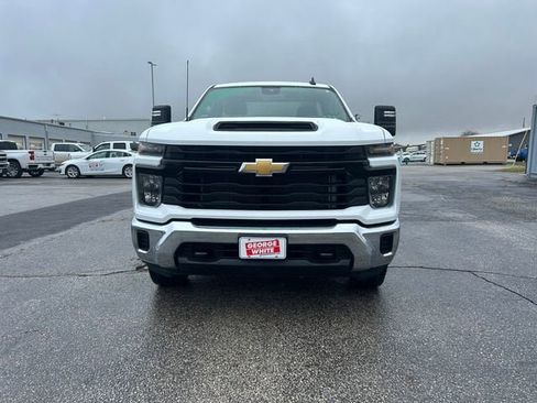 Used 2025 Chevrolet Silverado 2500 W/T w/ WT Convenience Package image 9