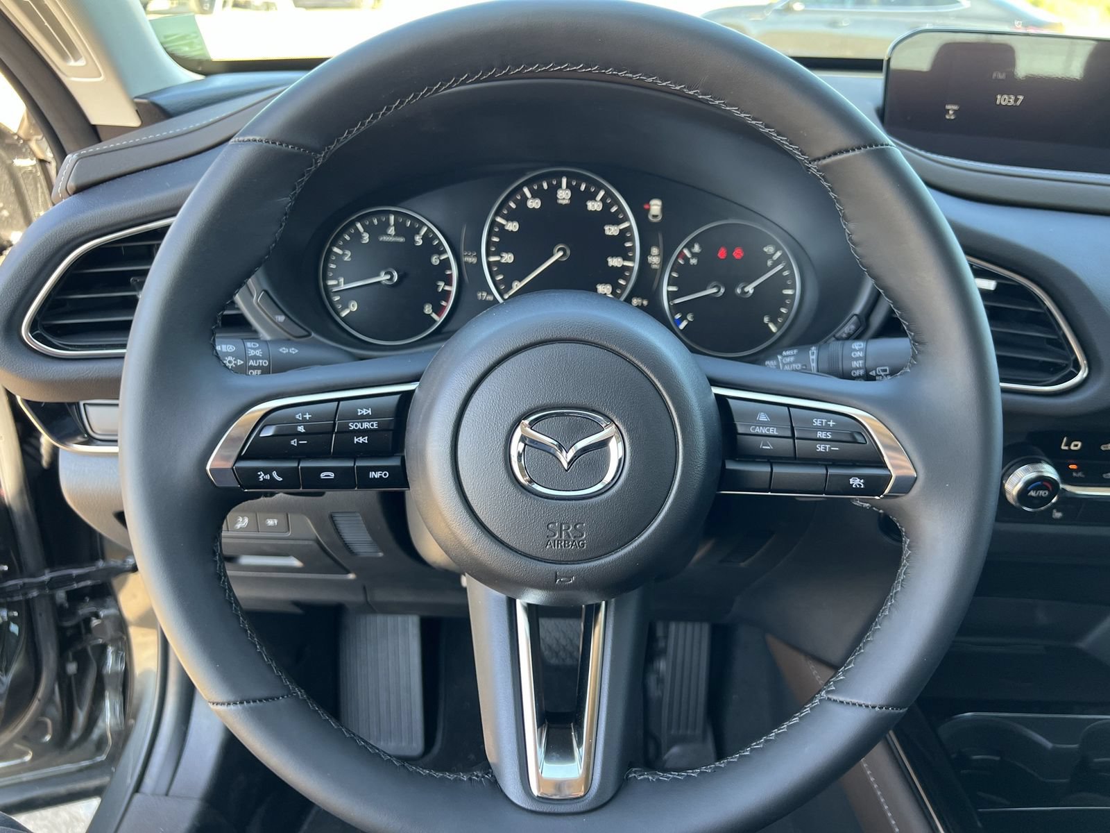 Used 2025 MAZDA CX-30 AWD 2.5 S w/ Premium Package image 12