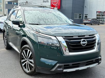 Used 2025 Nissan Pathfinder Platinum w/ Cargo Package