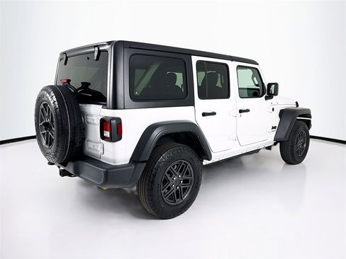 Used 2024 Jeep Wrangler Sport S image 9