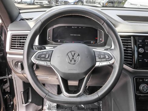 Used 2023 Volkswagen Atlas Cross Sport SE w/ Panoramic Sunroof Package AWD/4WD image 19
