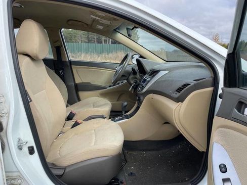 Used 2014 Hyundai Accent GLS image 28