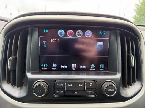 Used 2017 GMC Canyon SLE AWD/4WD image 10