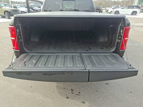 Used 2025 RAM 1500 Limited AWD/4WD image 29