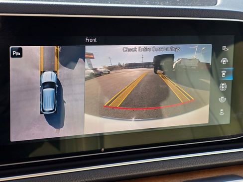 Used 2020 Mercedes-Benz GLE 350 4MATIC w/ Premium Package image 37