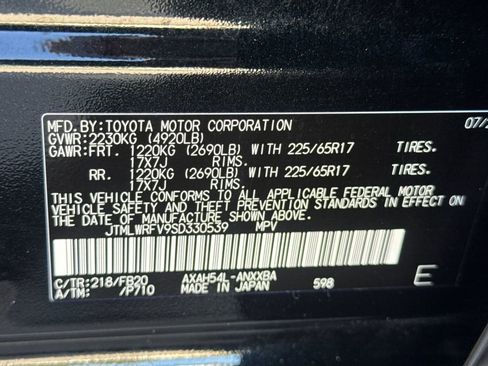 Certified 2025 Toyota RAV4 LE image 27