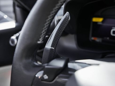 Used 2022 Ferrari F8 Tributo image 63