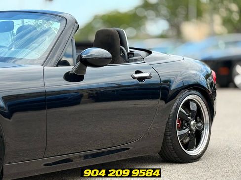 Used 2011 MAZDA MX-5 Miata Grand Touring w/ Premium Pkg RWD image 4