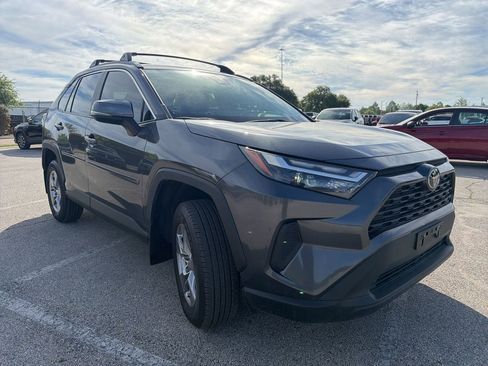 Used 2025 Toyota RAV4 XLE w/ Convenience Package image 3