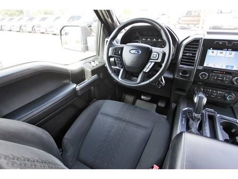 Used 2018 Ford F150 XLT w/ Equipment Group 302A Luxury RWD image 7