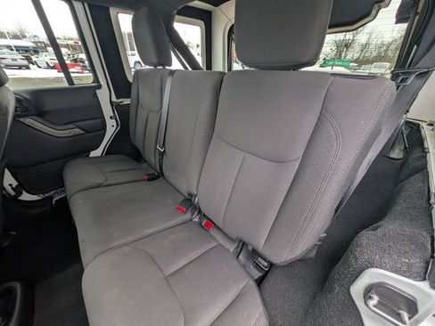 Used 2017 Jeep Wrangler Unlimited Sport w/ Quick Order Package 24S image 19