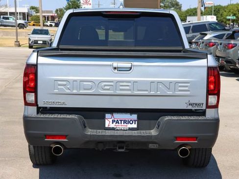 Used 2025 Honda Ridgeline RTL image 4