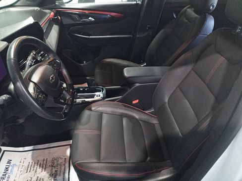 Used 2024 Chevrolet TrailBlazer RS w/ Convenience Package FWD image 15