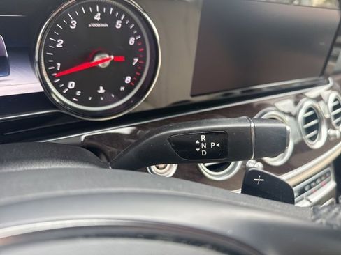 Used 2017 Mercedes-Benz E 300 image 21