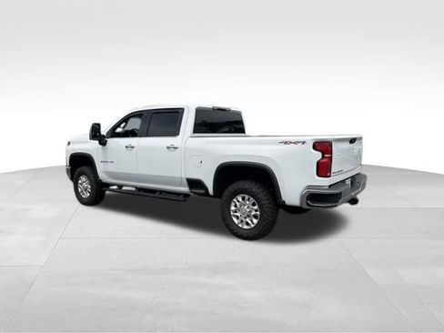 Used 2024 Chevrolet Silverado 2500 LTZ AWD/4WD image 10