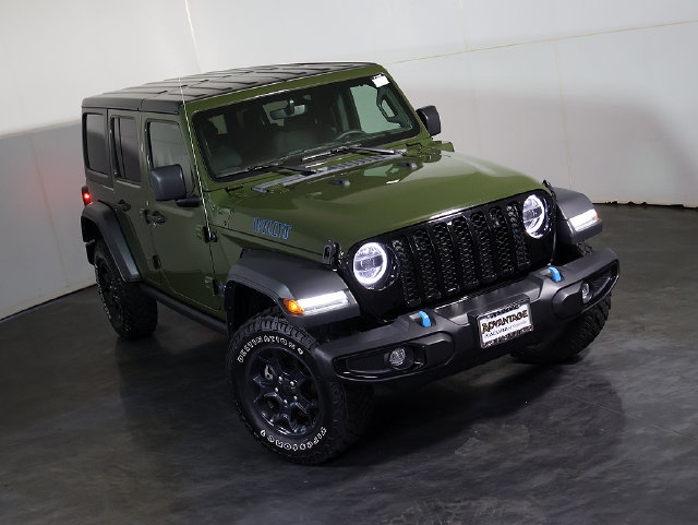 Used 2023 Jeep Wrangler Unlimited w/ Cold Weather Group AWD/4WD image 7