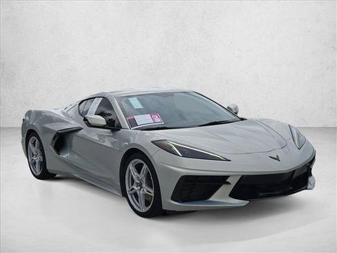 Used 2021 Chevrolet Corvette Stingray Coupe w/ 1LT RWD image 4