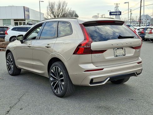 New 2026 Volvo XC60 T8 Ultra w/ Protection Package Premier image 3