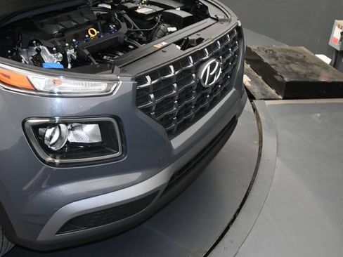 Used 2024 Hyundai Venue SEL FWD image 33