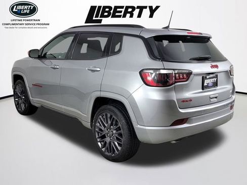 Used 2023 Jeep Compass Limited AWD/4WD image 5