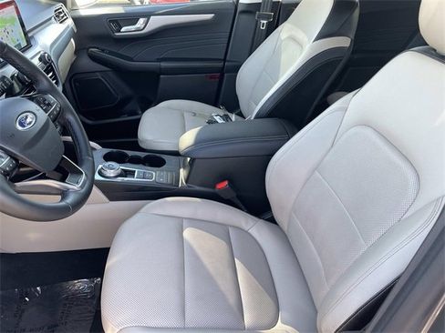 Certified 2022 Ford Escape SEL image 23
