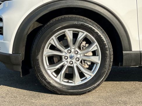 Used 2021 Ford Explorer Limited w/ Equipment Group 301A image 33