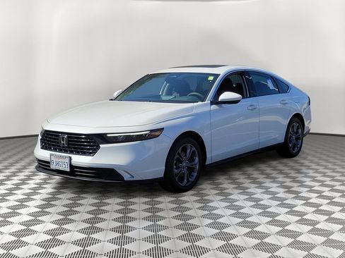 Certified 2023 Honda Accord EX image 3