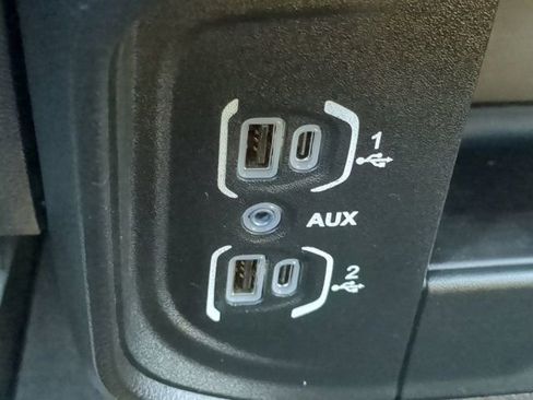 Used 2024 RAM 2500 Big Horn w/ Night Edition image 22