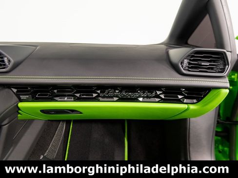 Used 2021 Lamborghini Huracan EVO image 33