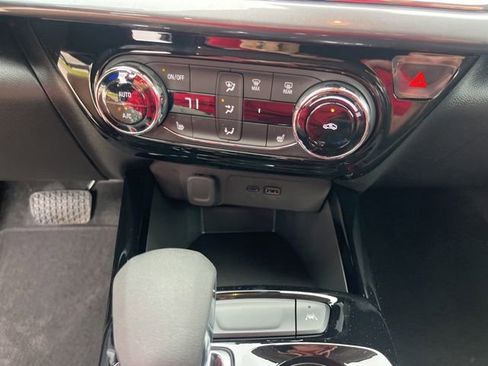 New 2026 Chevrolet Trax ACTIV w/ Driver Confidence Package FWD image 28