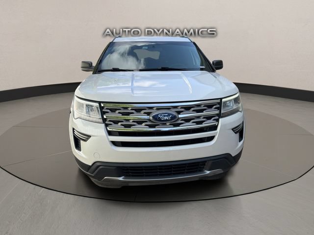 Used 2018 Ford Explorer XLT AWD/4WD image 7