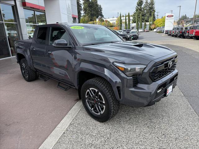 Certified 2024 Toyota Tacoma TRD Sport w/ TRD Sport Upgrade Package AWD/4WD image 8