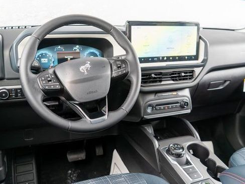 New 2025 Ford Bronco Sport Heritage w/ Convenience Package AWD/4WD image 10