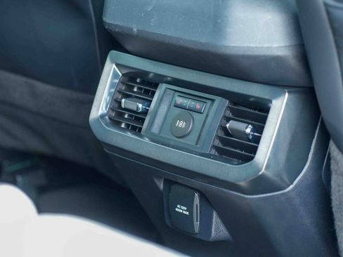 Used 2025 Ford F250 Platinum AWD/4WD image 20