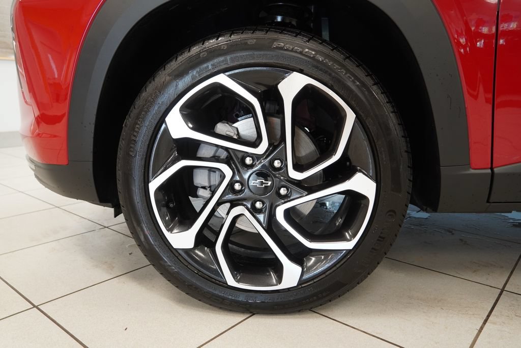 Used 2026 Chevrolet Trax RS w/ Driver Confidence Package FWD image 15