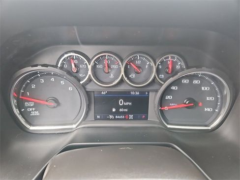 Used 2021 Chevrolet Suburban LT image 12