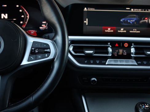 Used 2022 BMW M3 image 39