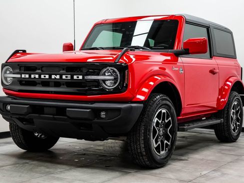 Used 2023 Ford Bronco Outer Banks AWD/4WD image 7
