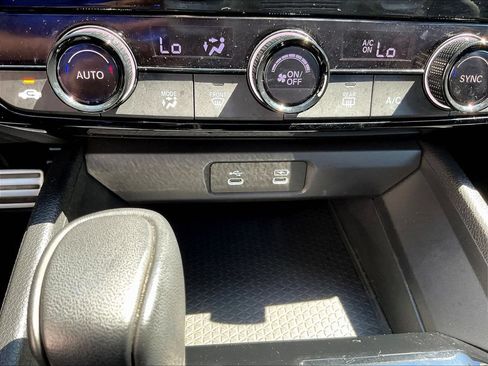 Used 2024 Honda Accord Sport image 17