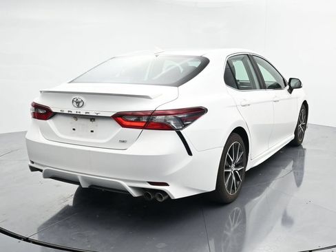 Used 2024 Toyota Camry SE FWD image 6