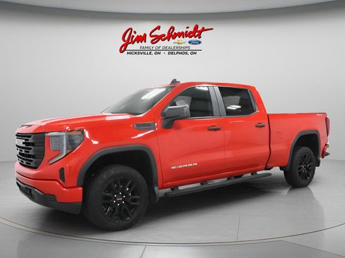 Used 2024 GMC Sierra 1500 Pro w/ Graphite Edition AWD/4WD image 2