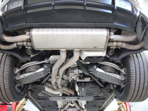 Used 2021 Lamborghini Urus image 97