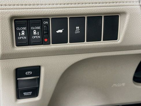 Certified 2025 Honda Odyssey EX-L image 14