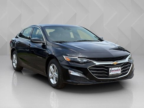 Used 2023 Chevrolet Malibu LT FWD image 3